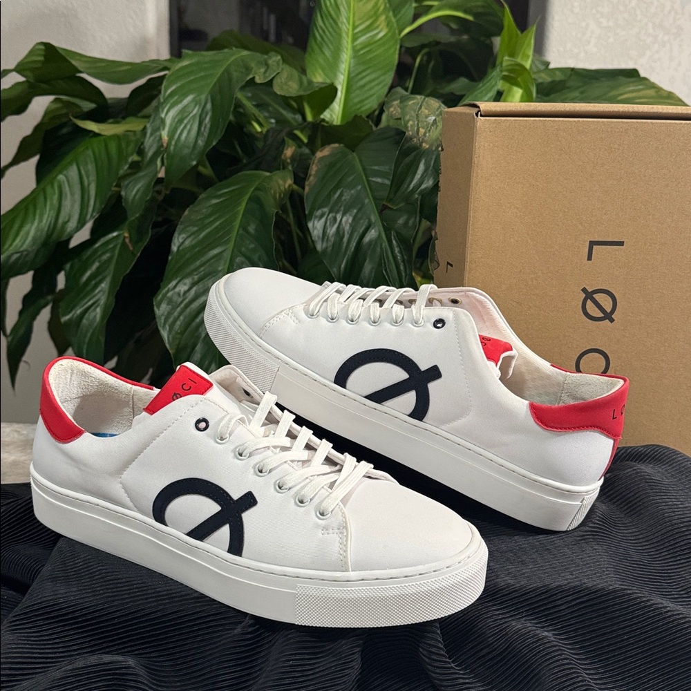 Loci Premium Sustainable White Low-Top Sneakers Men's EU 43 - US 10.5 / Unisex